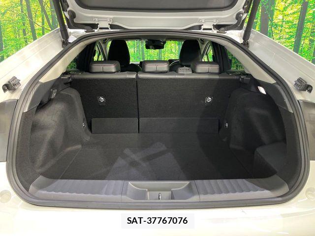 Toyota PRIUS 2024-03 8745367-11