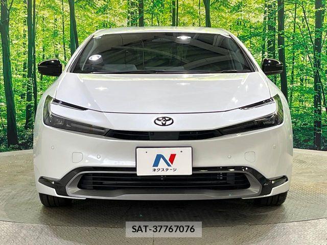 Toyota PRIUS 2024-03 8745367-14