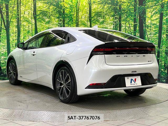 Toyota PRIUS 2024-03 8745367-17