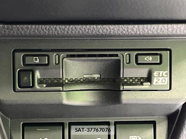 Toyota PRIUS 2024-03 8745367-8