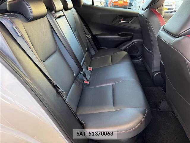 Toyota PRIUS 2025-02 8745366-17
