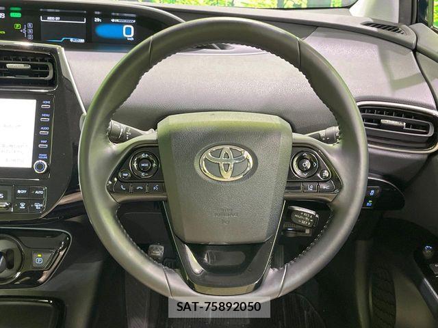 Toyota PRIUS 2022-08 8745368-10