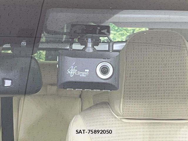 Toyota PRIUS 2022-08 8745368-5
