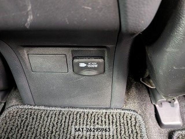 Toyota PRIUS 2024-09 8745369-14