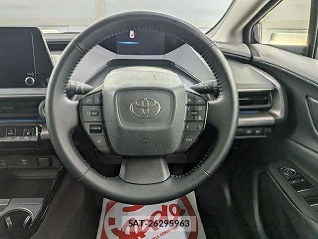 Toyota PRIUS 2024-09 8745369-15