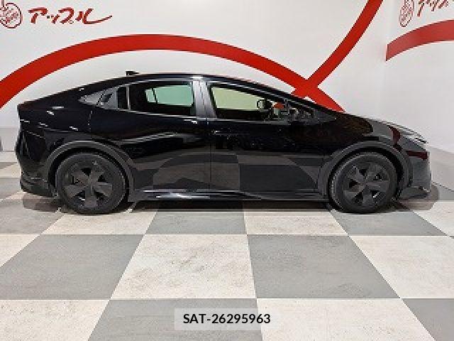 Toyota PRIUS 2024-09 8745369-27