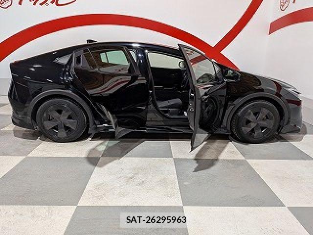 Toyota PRIUS 2024-09 8745369-28