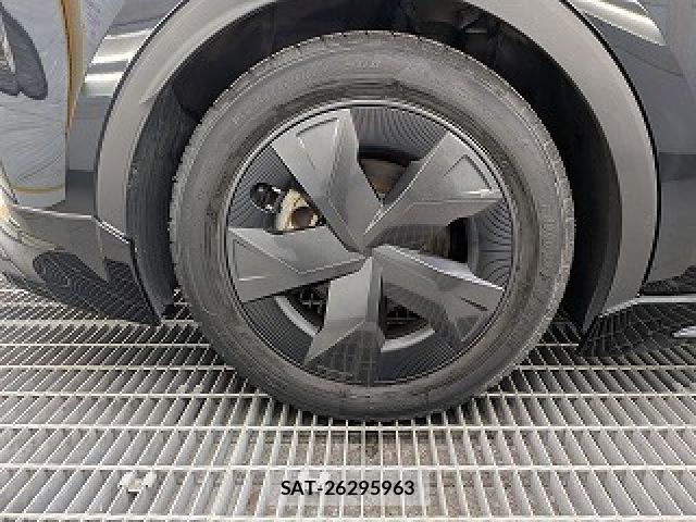 Toyota PRIUS 2024-09 8745369-3