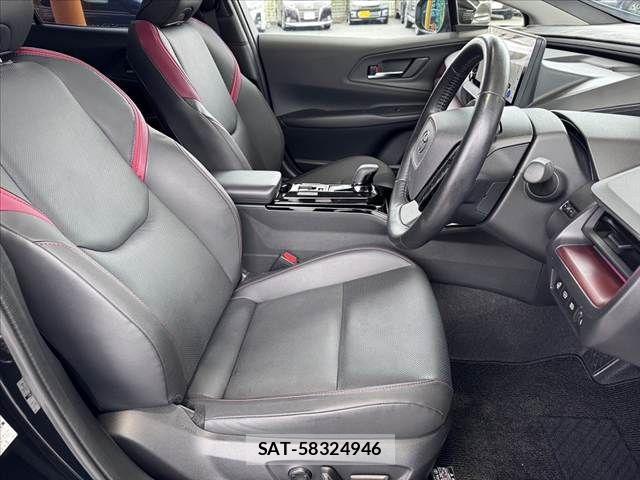 Toyota PRIUS 2024-03 8781706-15