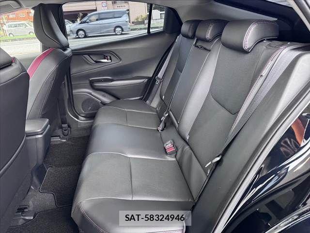 Toyota PRIUS 2024-03 8781706-18