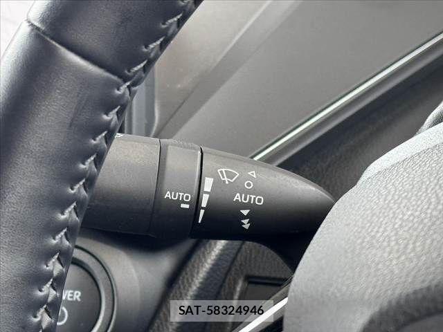 Toyota PRIUS 2024-03 8781706-23