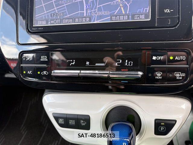 Toyota PRIUS 2016-03 8781708-12