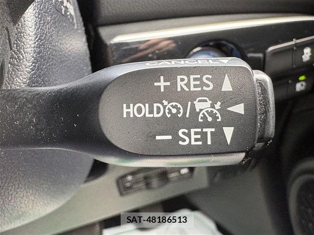 Toyota PRIUS 2016-03 8781708-17