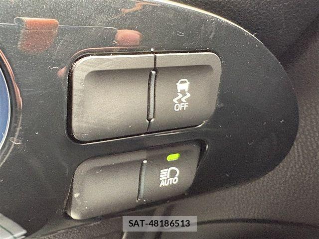 Toyota PRIUS 2016-03 8781708-20