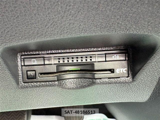 Toyota PRIUS 2016-03 8781708-22