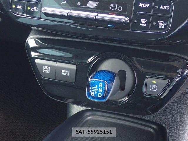 Toyota PRIUS 2023-05 8781707-11