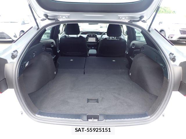 Toyota PRIUS 2023-05 8781707-16