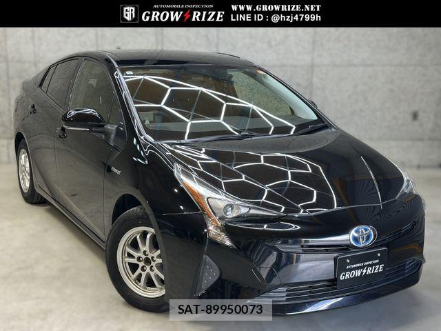 Toyota PRIUS 2017-06 8781709-0