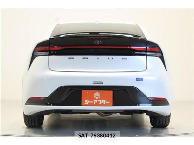 Toyota PRIUS 2025-02 8797197-10