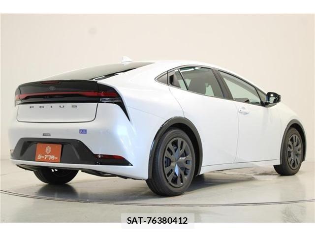 Toyota PRIUS 2025-02 8797197-11