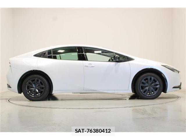 Toyota PRIUS 2025-02 8797197-12