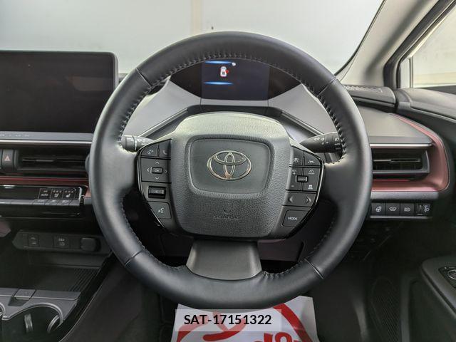 Toyota PRIUS 2023-06 8797198-10