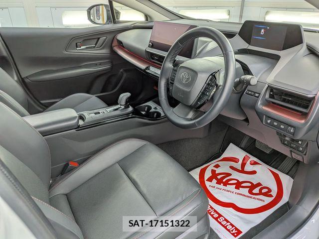 Toyota PRIUS 2023-06 8797198-1