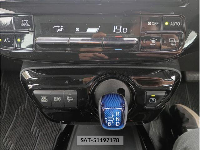 Toyota PRIUS 2019-03 8797204-11