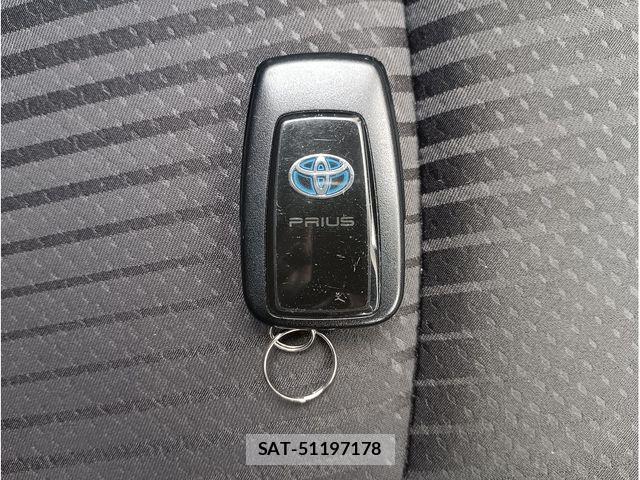 Toyota PRIUS 2019-03 8797204-13