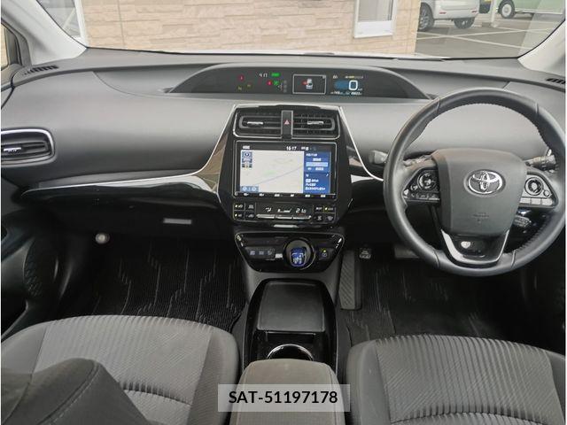 Toyota PRIUS 2019-03 8797204-6