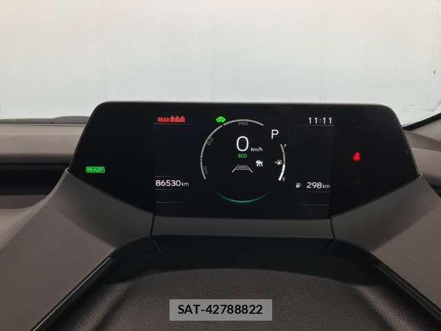 Toyota PRIUS 2023-06 8797199-12