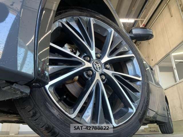 Toyota PRIUS 2023-06 8797199-15