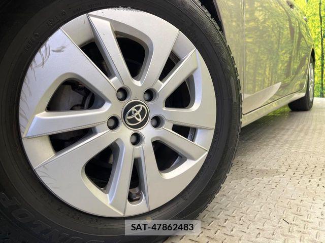 Toyota PRIUS 2017-06 8797205-12