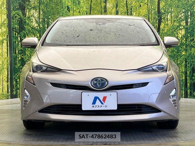 Toyota PRIUS 2017-06 8797205-13