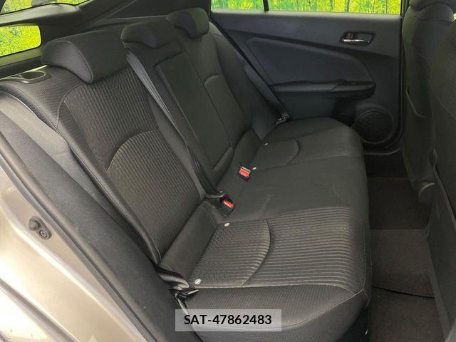 Toyota PRIUS 2017-06 8797205-8