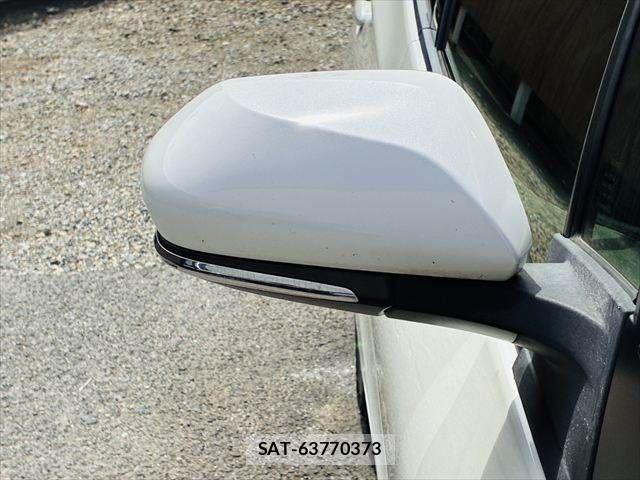 Toyota PRIUS 2016-01 8831194-26