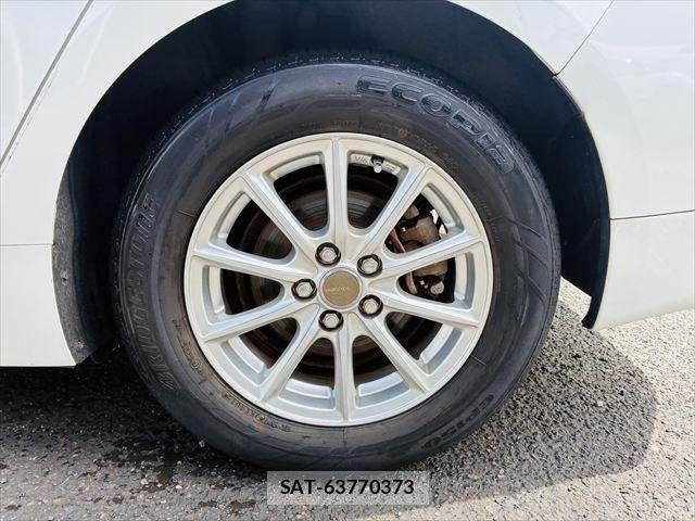 Toyota PRIUS 2016-01 8831194-28