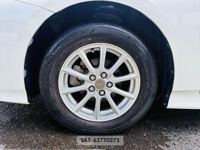 Toyota PRIUS 2016-01 8831194-29