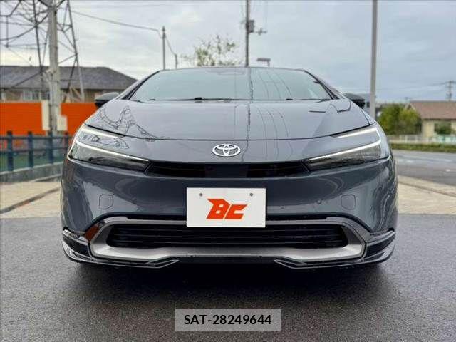 Toyota PRIUS 2023-11 8831193-8