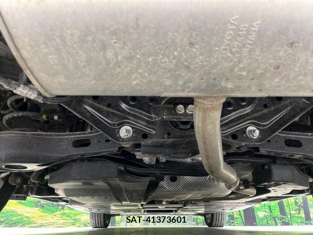 Toyota PRIUS 2024-02 8850416-18