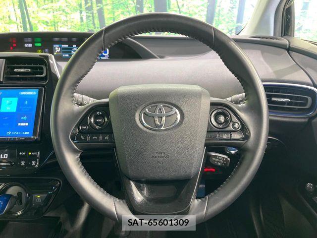 Toyota PRIUS 2021-03 8850418-10