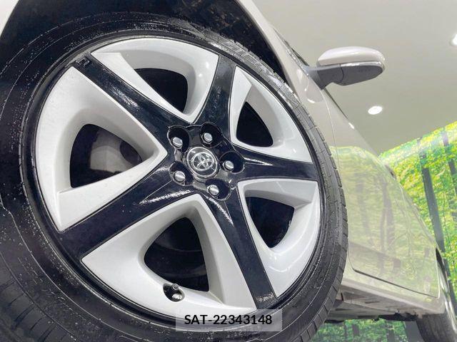 Toyota PRIUS 2016-06 8849441-14