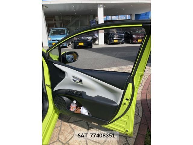 Toyota PRIUS 2016-03 8850421-9
