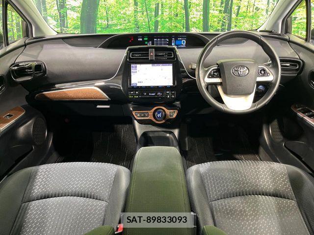 Toyota PRIUS 2016-03 8881683-1