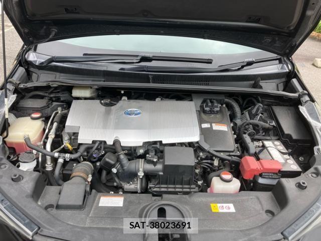 Toyota PRIUS 2016-04 8881685-11