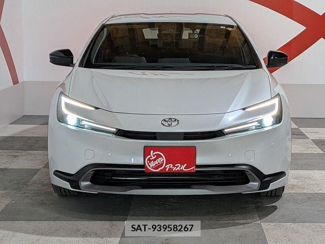 Toyota PRIUS 2023-06 8881677-1