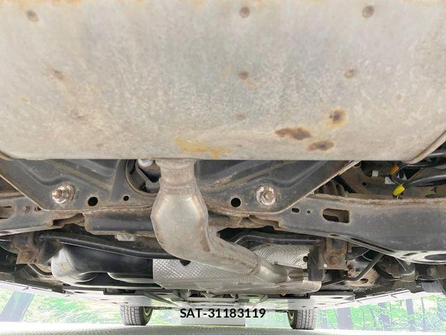 Toyota PRIUS 2016-05 8881681-19