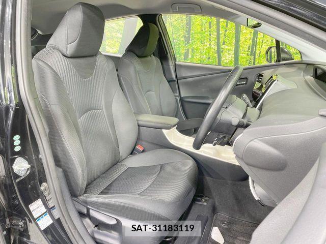Toyota PRIUS 2016-05 8881681-8