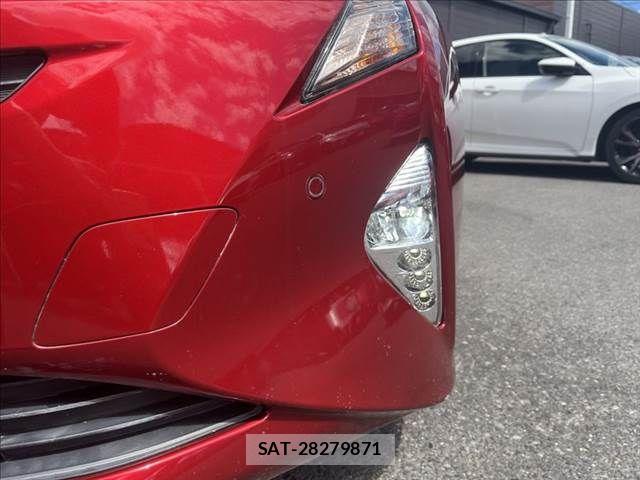 Toyota PRIUS 2016-06 8881684-11