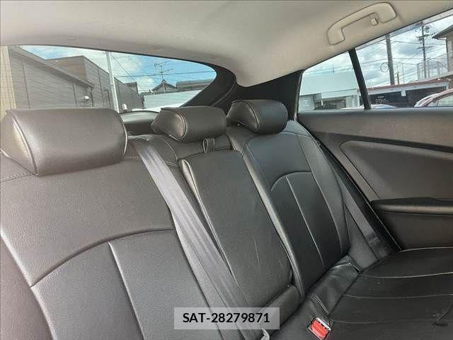 Toyota PRIUS 2016-06 8881684-7